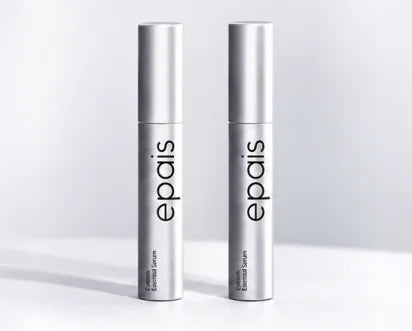 Dos frascos de sérum ÉPAIS uno junto al otro